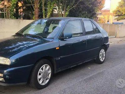 Usata Lancia Delta 113 CV (83 kW) 1998 Utilitaria