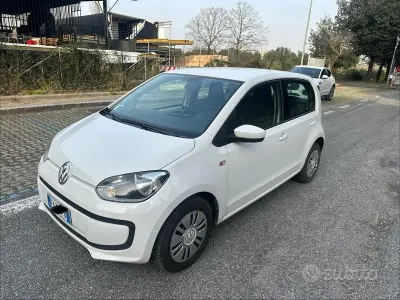 Usata VW up! 68 CV (50 kW) 2015 Bianco Utilitaria