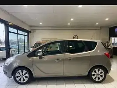 Usata Opel Meriva Cosmo 120 CV (88 kW) 2013 Monovolume