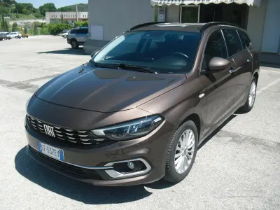 Usata Fiat Tipo Life 131 CV (96 kW) 2021 Marrone Station wagon