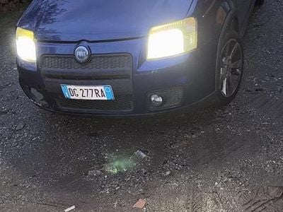 Usata Fiat Panda 100 CV (73 kW) 2007 Blu Utilitaria