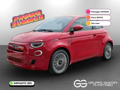 Nuova Fiat 500 65 CV (47 kW) 2026 (red) pastello Berlina