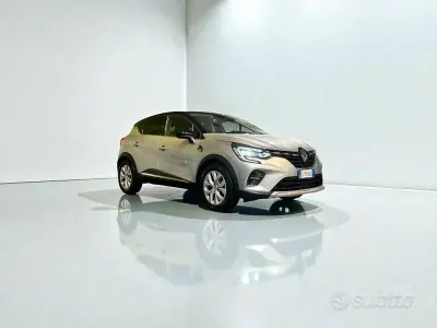 Usata Renault Captur Intens 94 CV (69 kW) 2022 Grigio SUV