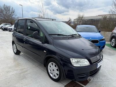 Usata Fiat Multipla 120 CV (88 kW) 2008 Blu/azzurro Monovolume