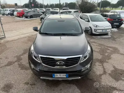 Second-hand Kia Sportage 136 CP (100 kW) 2014 Albastru SUV