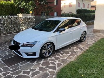 Usata Seat Leon FR 184 CV (135 kW) 2013 Bianco Station wagon
