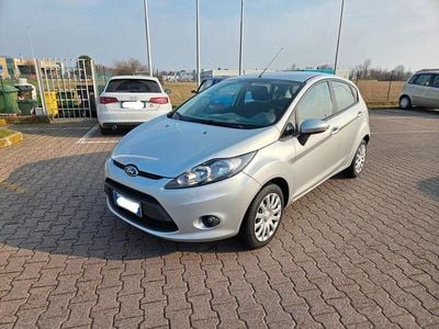 Usata Ford Fiesta Titanium 60 CV (44 kW) 2011 Argento Utilitaria