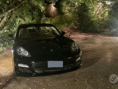 Usata Porsche Panamera 250 CV (183 kW) 2012 Nero Utilitaria