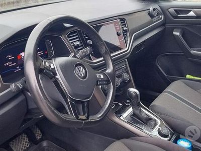 Usata VW T-Roc 150 CV (110 kW) 2019 Grigio SUV