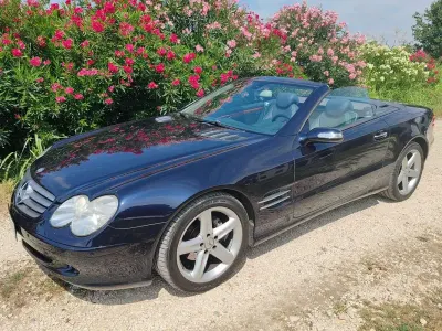 Usata Mercedes SL350 245 CV (180 kW) 2006 Blu/azzurro Cabrio