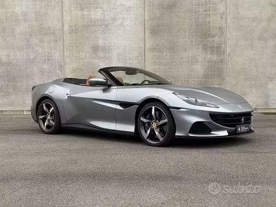 Usata Ferrari Portofino 620 CV (456 kW) 2022 Grigio Cabrio