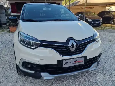 Usado Renault Captur 90 CV (66 kW) 2017 SUV