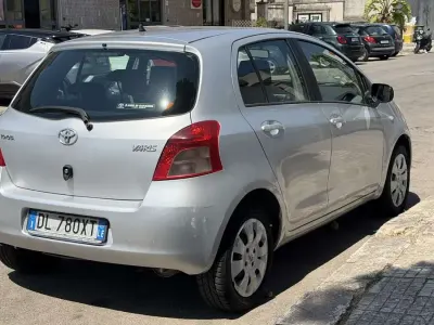 Usata Toyota Yaris Sol 69 CV (50 kW) 2007 Utilitaria