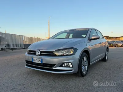 Usata VW Polo 90 CV (66 kW) 2018 Grigio Utilitaria