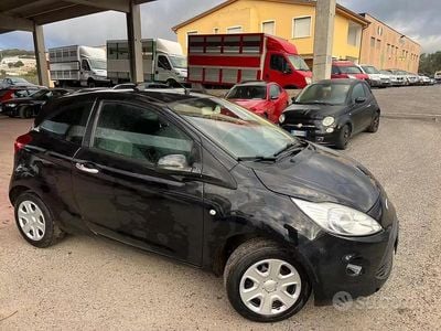 Begagnad Ford Ka 69 HK (50 kW) 2012 Svart Halvkombi