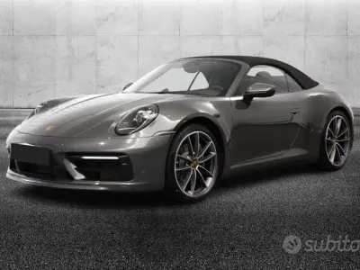 Usata Porsche 911 Carrera Cabriolet 385 CV (283 kW) 2020 Grigio Cabrio