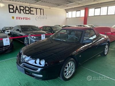 Second-hand Alfa Romeo Spider 155 CP (114 kW) 2000 Negru Cabrio