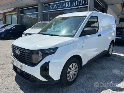 Usata Ford Transit 100 CV (73 kW) 2024 Bianco SUV