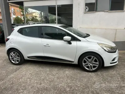 Usata Renault Clio IV 90 CV (66 kW) 2017 Bianco Berlina