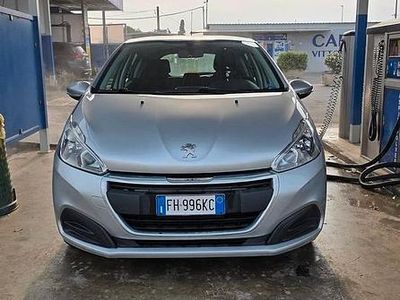 Usata Peugeot 208 2017 Utilitaria