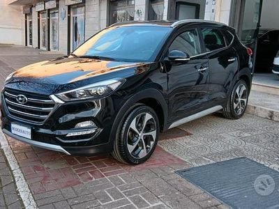 Käytetty Hyundai Tucson Edition 116 HP (85 kW) 2017 Musta Katumaasturi