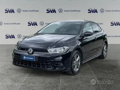Usata VW Polo R-line 95 CV (69 kW) 2023 Deep black perlato Utilitaria