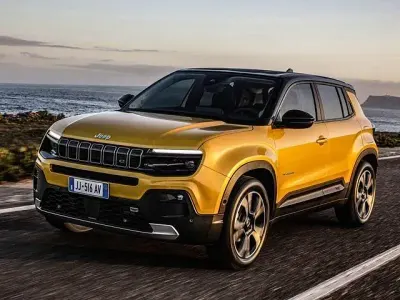 Usata Jeep Avenger Altitude 101 CV (74 kW) 2024 Bianco SUV