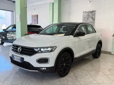 Usata VW T-Roc 150 CV (110 kW) 2020 Bianco SUV
