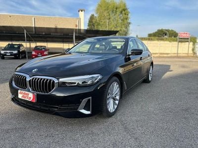 Usata BMW 530 Luxury Line 249 CV (183 kW) 2021 Nero Berlina