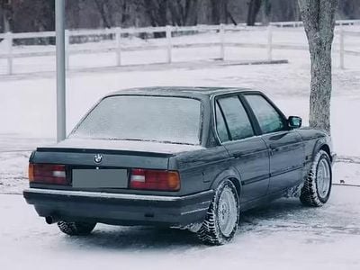 Usata BMW 316 100 CV (73 kW) 1988 Grigio Berlina