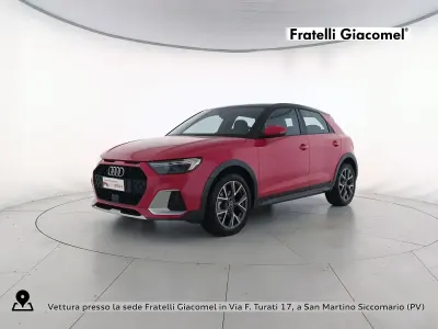 Gebraucht Audi A1 Admired 110 PS (80 kW) 2023 Rot SUV