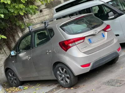 Usata Hyundai ix20 118 CV (86 kW) 2020 Grigio Utilitaria