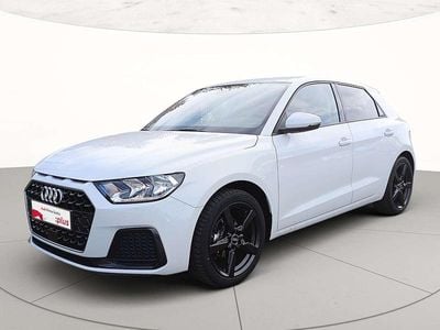Nuova Audi A1 Sportback Admired 110 CV (80 kW) 2025 2y bianco ghiacciaio metallizz Utilitaria