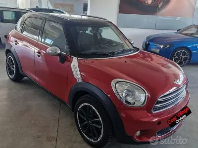 Usata Mini Cooper D Countryman 111 CV (81 kW) 2015 Rosso SUV