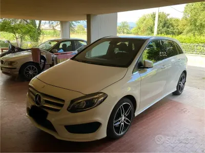 Usata Mercedes B200 136 CV (100 kW) 2016 Bianco Utilitaria