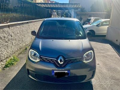 Usata Renault Twingo 60 kW (82 CV) 2023 Grigio Utilitaria