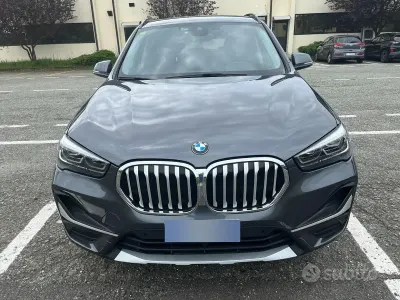 Usado BMW X1 Advantage 150 CV (110 kW) 2021 Gris SUV