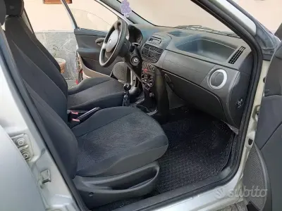 Usata Fiat Punto 60 CV (44 kW) 2007 Utilitaria
