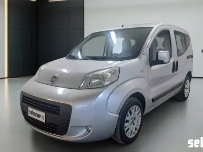 Usata Fiat Qubo Active 75 CV (55 kW) 2015 8e argento riflesso Monovolume