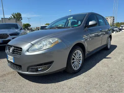 Occasion Fiat Croma Active 120 ch (88 kW) 2008 Gris Break