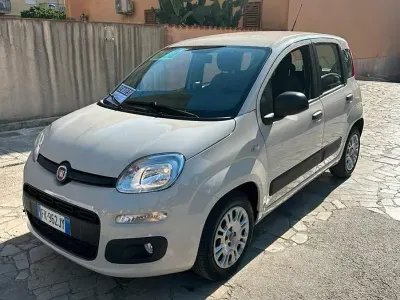 Usata Fiat Panda 69 CV (50 kW) 2017 Grigio Utilitaria