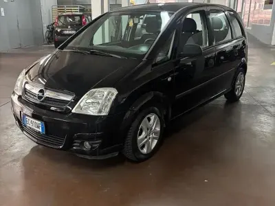 Usata Opel Meriva Club 90 CV (66 kW) 2010 Nero Monovolume