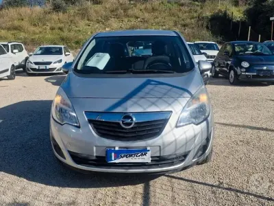 Usata Opel Meriva 95 CV (69 kW) 2012 Grigio Monovolume