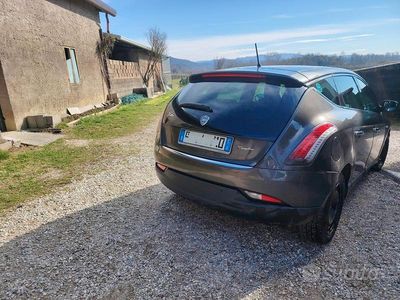 Usata Lancia Delta 2010 Grigio Utilitaria