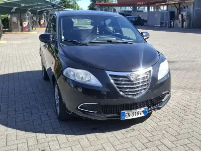Usata Lancia Ypsilon S 69 CV (50 kW) 2012 Utilitaria