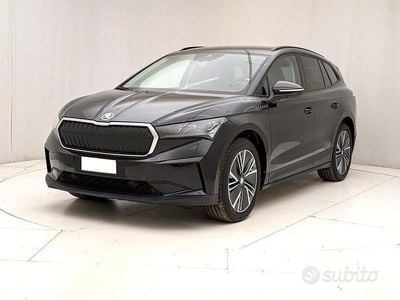 Nero tulipano perlato Usata 2023 Skoda Enyaq iV SUV | 27.900 € (Buon prezzo)