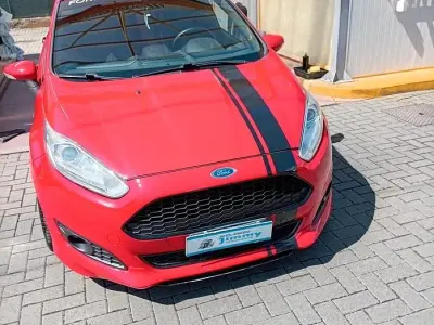 Usado Ford Fiesta ST-Line 75 CV (55 kW) 2017 Rojo Utilitario