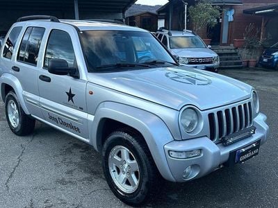 Usata Jeep Cherokee Limited 150 CV (110 kW) 2003 Argento SUV