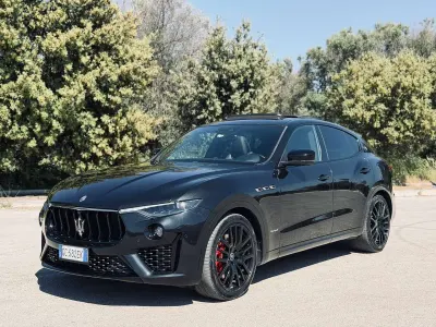 Usata Maserati Levante 250 CV (183 kW) 2020 Nero SUV