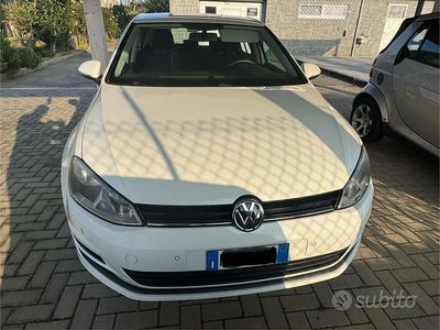 Usata VW Golf VII Trendline 105 CV (77 kW) 2016 Bianco Berlina